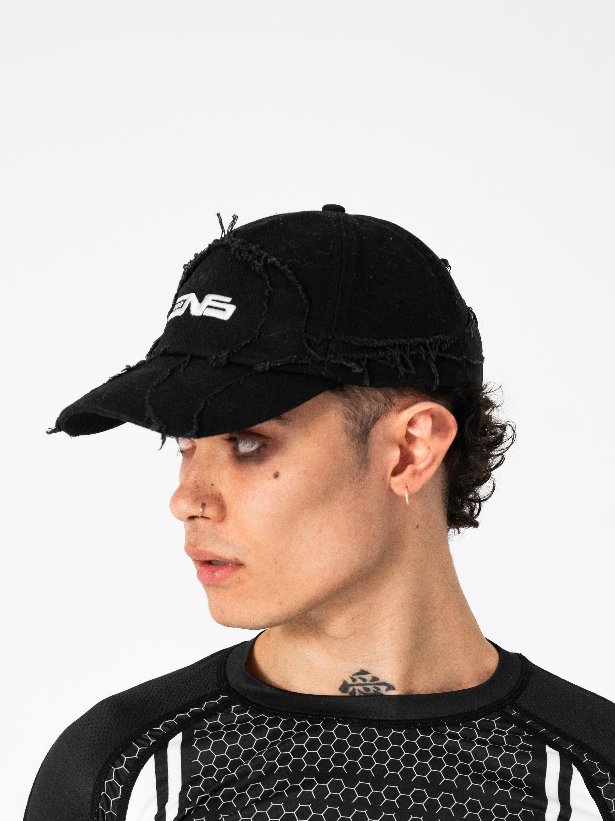 "BRAINFOG" DOUBLE LAYERED DISTRESSED CAP